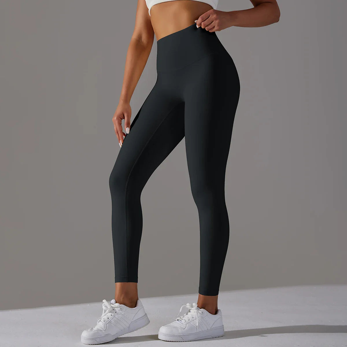 EXCLUSIVE™ High-Waisted Seamless Leggings Soot