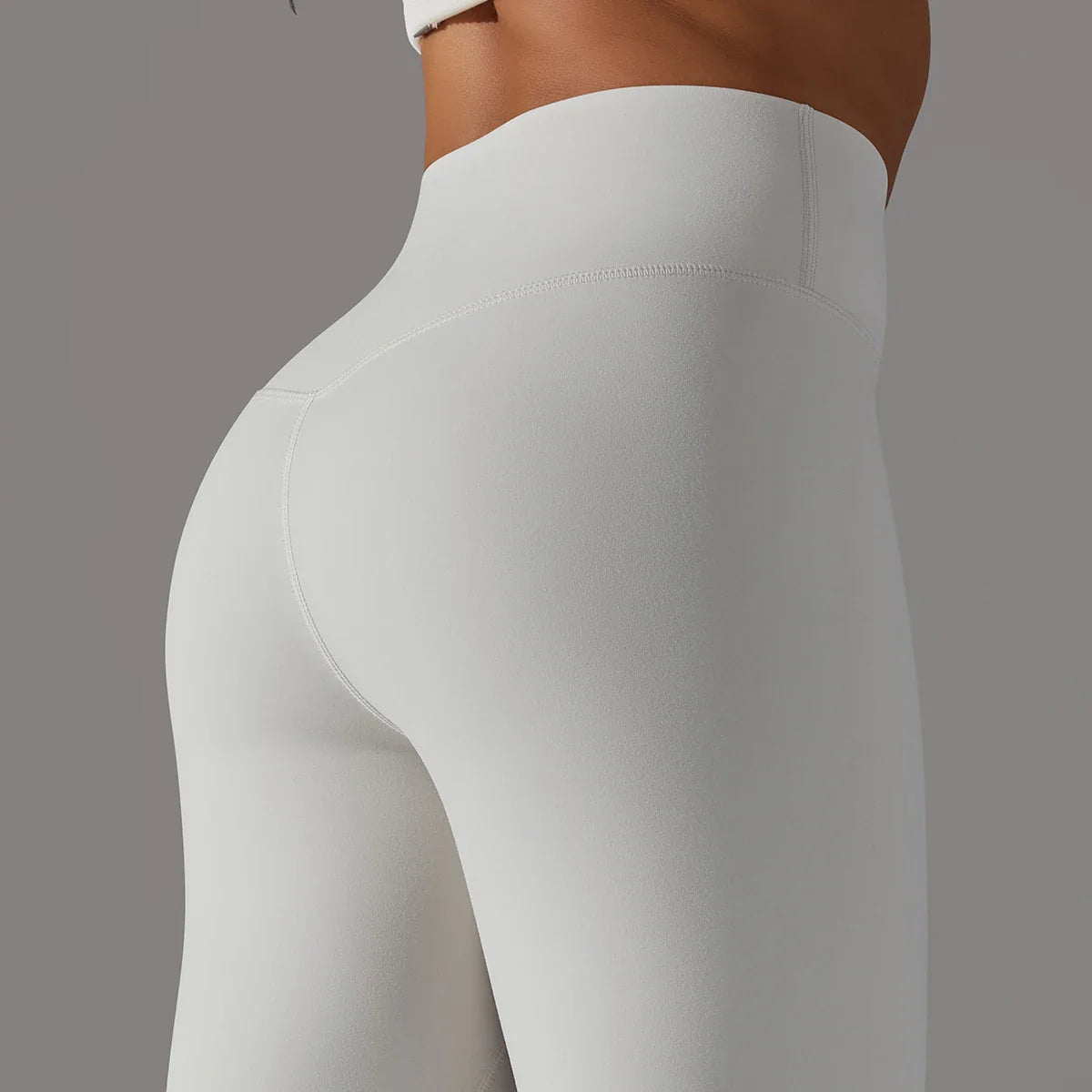 EXCLUSIVE™ High-Waisted Seamless Leggings White Ash