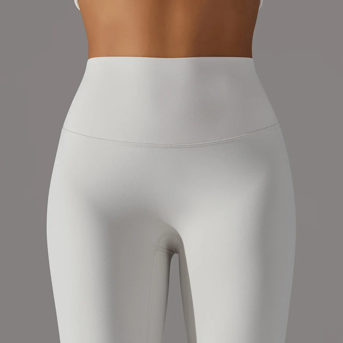 EXCLUSIVE™ High-Waisted Seamless Leggings White Ash