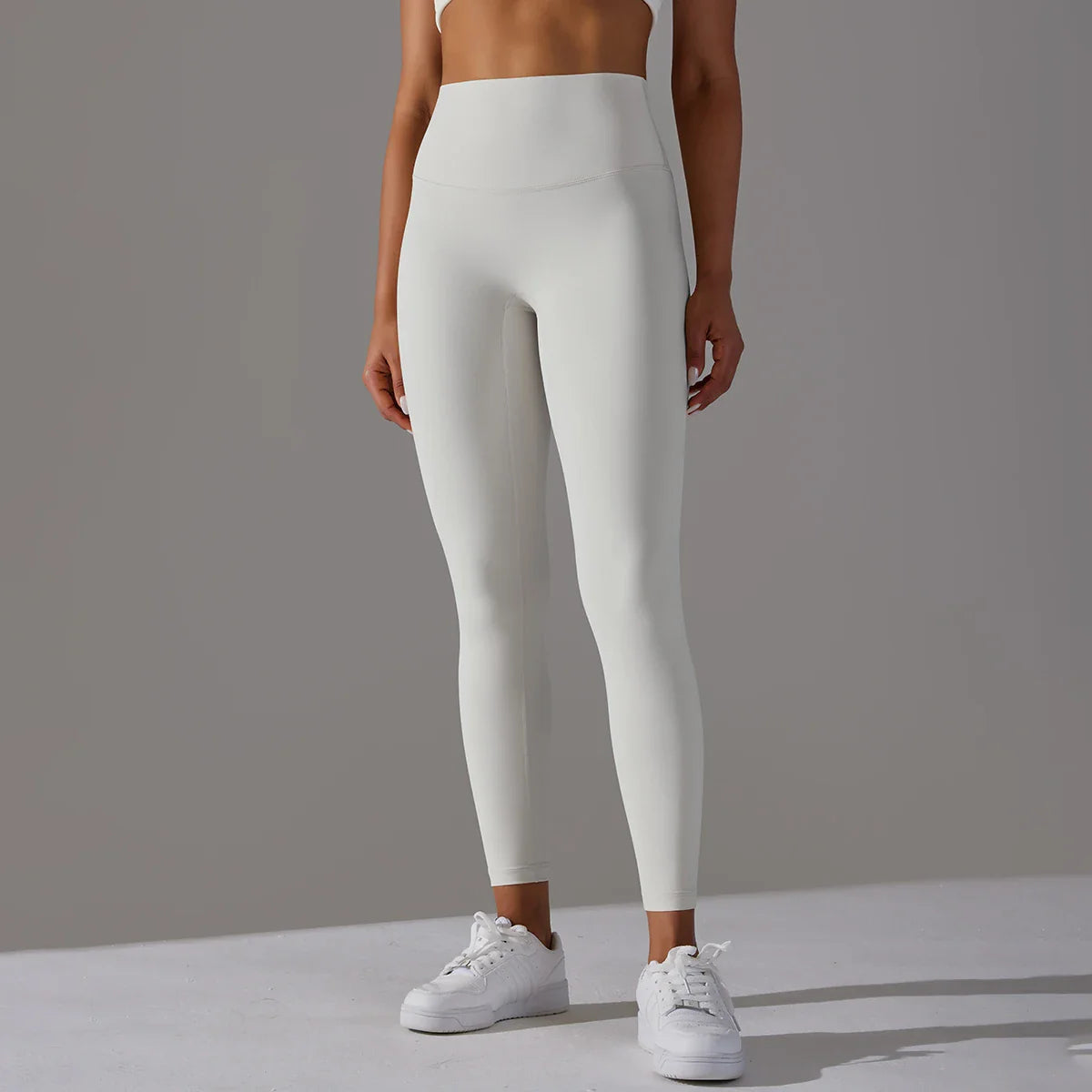 EXCLUSIVE™ High-Waisted Seamless Leggings White Ash